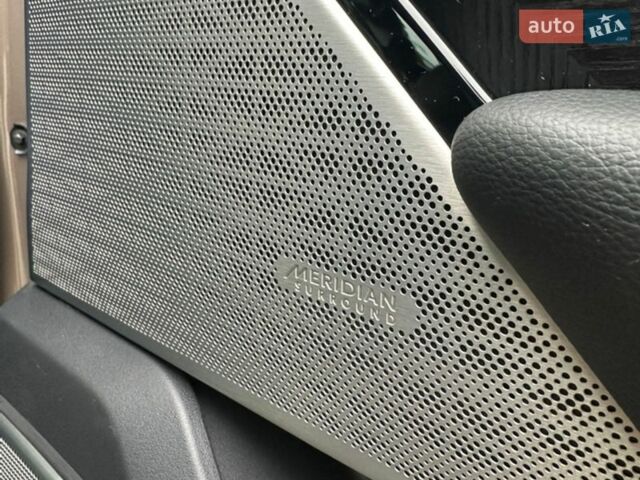 Коричневый Ленд Ровер Рендж Ровер Велар, объемом двигателя 2 л и пробегом 124 тыс. км за 39999 $, фото 39 на Automoto.ua