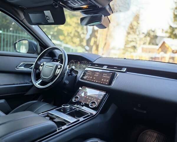 Червоний Ленд Ровер Рендж Ровер Велар, об'ємом двигуна 2 л та пробігом 87 тис. км за 35700 $, фото 28 на Automoto.ua