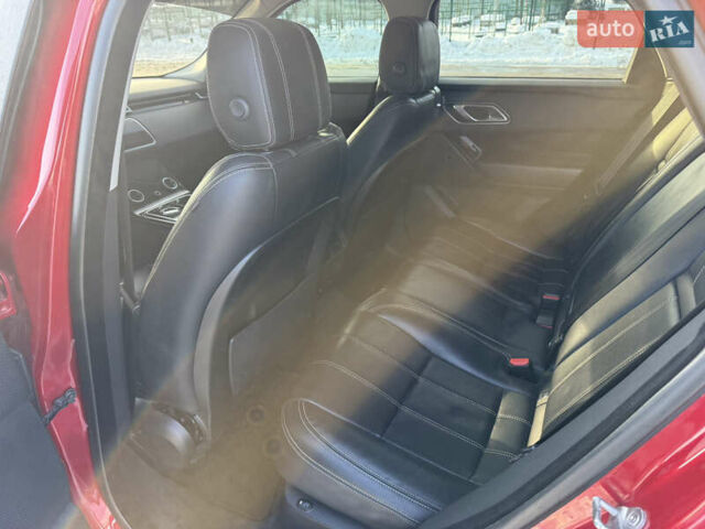 Червоний Ленд Ровер Рендж Ровер Велар, об'ємом двигуна 2 л та пробігом 220 тис. км за 22500 $, фото 30 на Automoto.ua