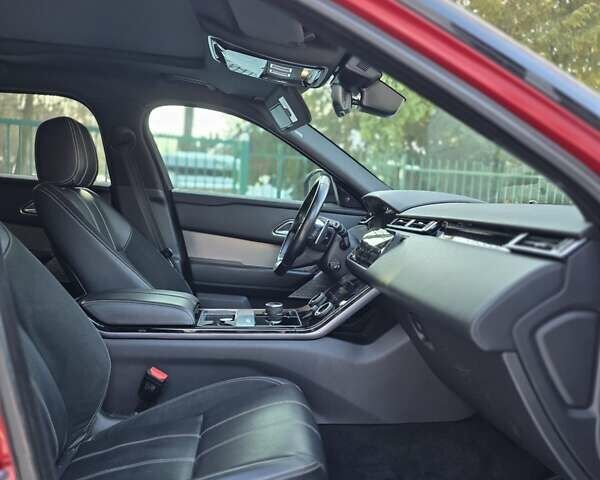 Червоний Ленд Ровер Рендж Ровер Велар, об'ємом двигуна 2 л та пробігом 87 тис. км за 35700 $, фото 33 на Automoto.ua