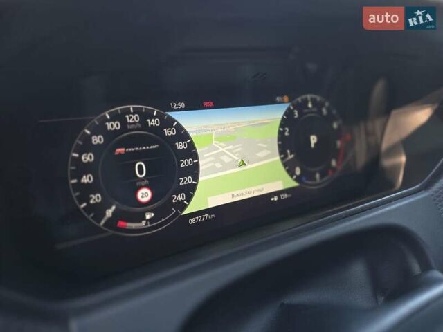 Червоний Ленд Ровер Рендж Ровер Велар, об'ємом двигуна 2 л та пробігом 87 тис. км за 35700 $, фото 35 на Automoto.ua