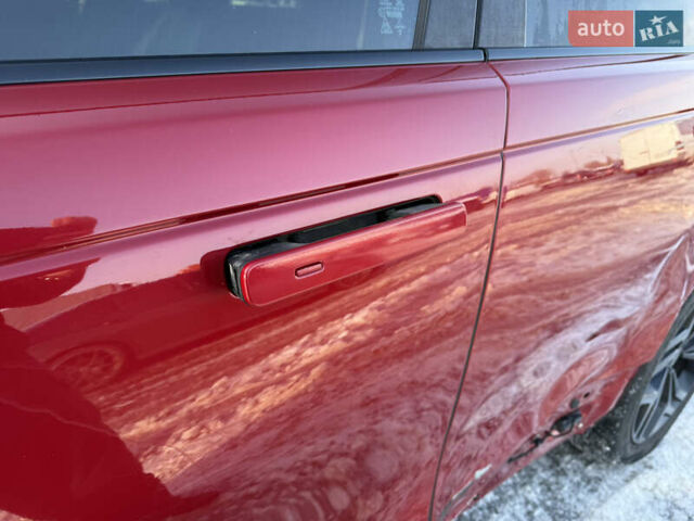 Червоний Ленд Ровер Рендж Ровер Велар, об'ємом двигуна 2 л та пробігом 220 тис. км за 22500 $, фото 14 на Automoto.ua