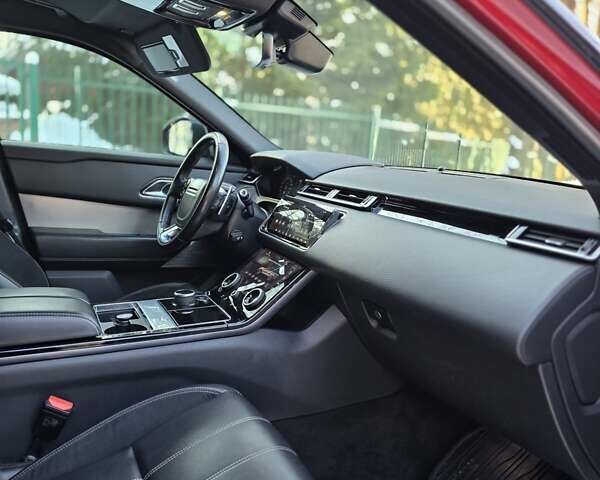 Червоний Ленд Ровер Рендж Ровер Велар, об'ємом двигуна 2 л та пробігом 87 тис. км за 35700 $, фото 30 на Automoto.ua