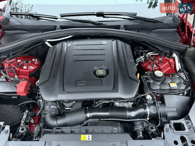 Красный Ленд Ровер Рендж Ровер Велар, объемом двигателя 2 л и пробегом 65 тыс. км за 47000 $, фото 22 на Automoto.ua