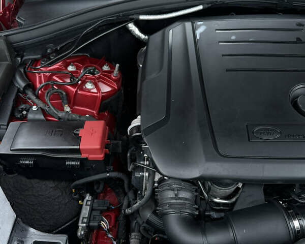 Красный Ленд Ровер Рендж Ровер Велар, объемом двигателя 2 л и пробегом 65 тыс. км за 47000 $, фото 21 на Automoto.ua