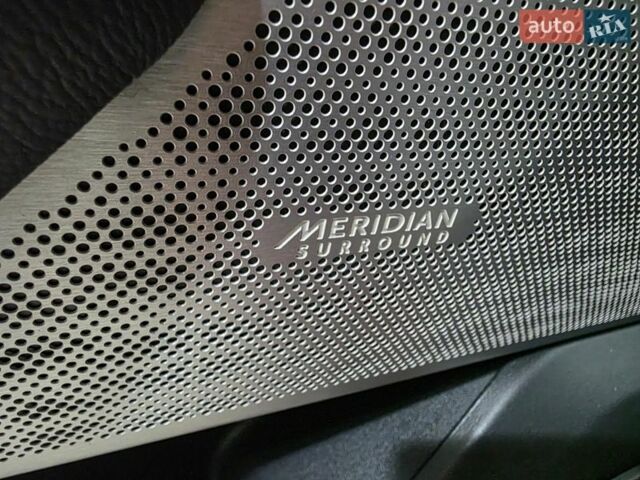 Червоний Ленд Ровер Рендж Ровер Велар, об'ємом двигуна 2 л та пробігом 176 тис. км за 32500 $, фото 43 на Automoto.ua