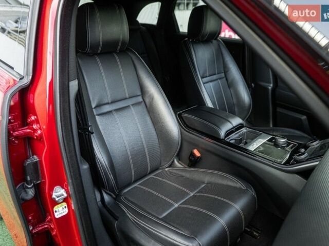 Червоний Ленд Ровер Рендж Ровер Велар, об'ємом двигуна 2 л та пробігом 82 тис. км за 38900 $, фото 44 на Automoto.ua