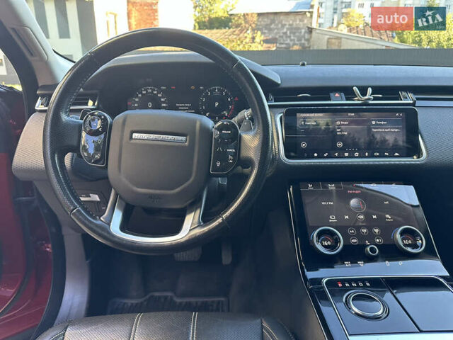 Червоний Ленд Ровер Рендж Ровер Велар, об'ємом двигуна 2 л та пробігом 100 тис. км за 31700 $, фото 27 на Automoto.ua