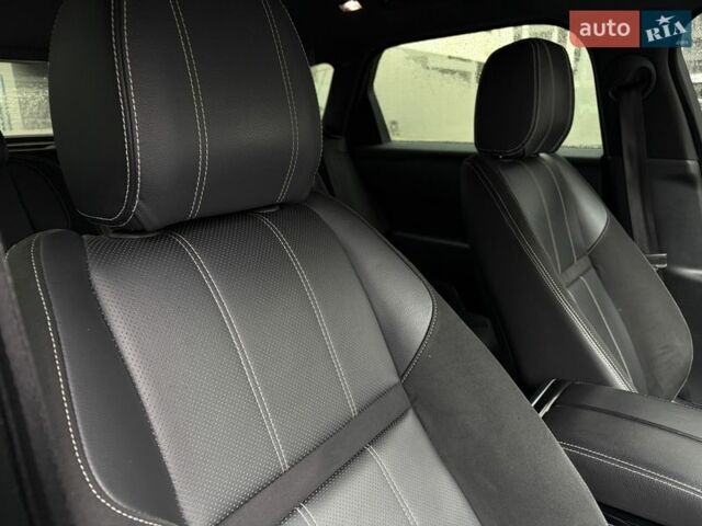 Червоний Ленд Ровер Рендж Ровер Велар, об'ємом двигуна 2 л та пробігом 112 тис. км за 41000 $, фото 29 на Automoto.ua