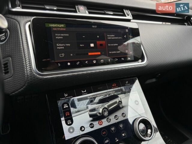 Красный Ленд Ровер Рендж Ровер Велар, объемом двигателя 2 л и пробегом 111 тыс. км за 39933 $, фото 17 на Automoto.ua