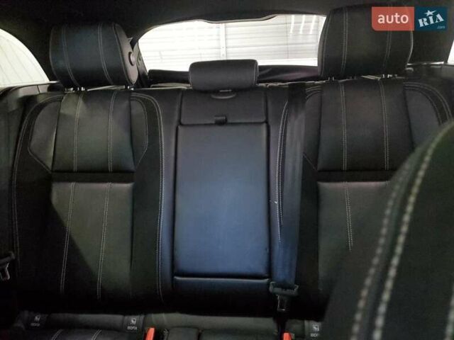 Красный Ленд Ровер Рендж Ровер Велар, объемом двигателя 3 л и пробегом 141 тыс. км за 11000 $, фото 9 на Automoto.ua