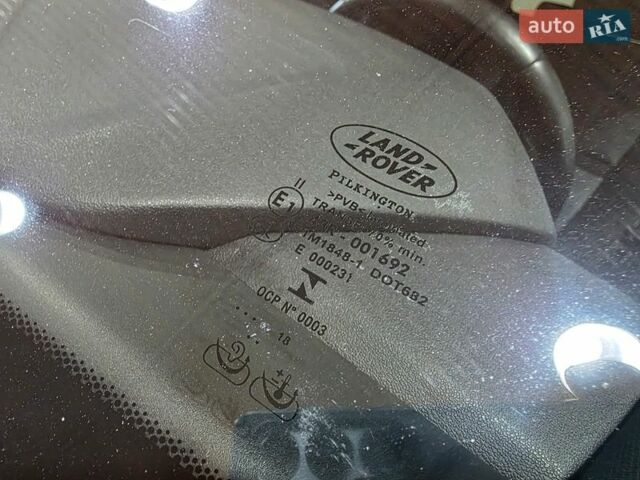 Червоний Ленд Ровер Рендж Ровер Велар, об'ємом двигуна 2 л та пробігом 176 тис. км за 32500 $, фото 76 на Automoto.ua