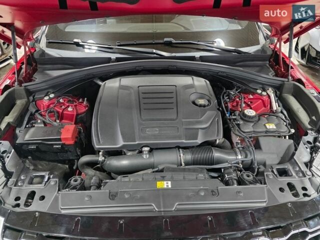 Червоний Ленд Ровер Рендж Ровер Велар, об'ємом двигуна 2 л та пробігом 176 тис. км за 32500 $, фото 70 на Automoto.ua