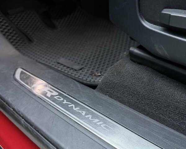 Красный Ленд Ровер Рендж Ровер Велар, объемом двигателя 2 л и пробегом 65 тыс. км за 47000 $, фото 25 на Automoto.ua