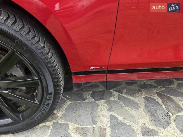 Красный Ленд Ровер Рендж Ровер Велар, объемом двигателя 2 л и пробегом 125 тыс. км за 35000 $, фото 6 на Automoto.ua