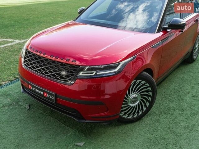 Червоний Ленд Ровер Рендж Ровер Велар, об'ємом двигуна 2 л та пробігом 82 тис. км за 38900 $, фото 4 на Automoto.ua