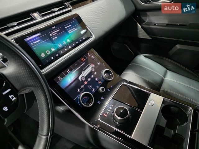 Червоний Ленд Ровер Рендж Ровер Велар, об'ємом двигуна 2 л та пробігом 176 тис. км за 32500 $, фото 45 на Automoto.ua