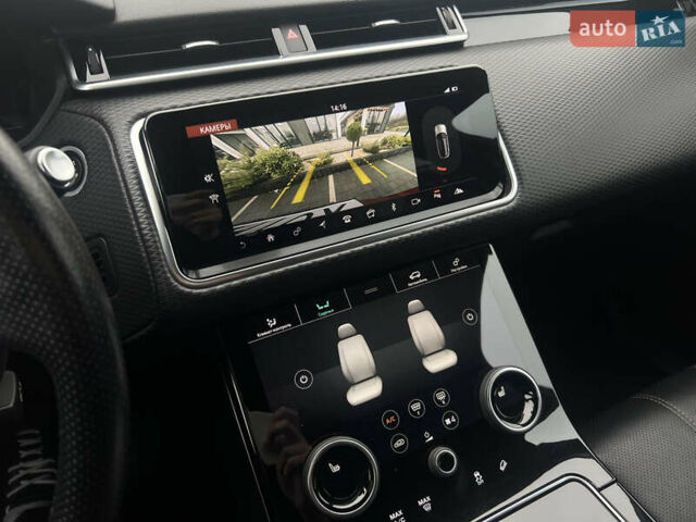 Красный Ленд Ровер Рендж Ровер Велар, объемом двигателя 2 л и пробегом 82 тыс. км за 35900 $, фото 19 на Automoto.ua