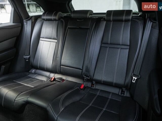 Червоний Ленд Ровер Рендж Ровер Велар, об'ємом двигуна 2 л та пробігом 82 тис. км за 38900 $, фото 23 на Automoto.ua