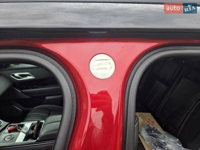 Красный Ленд Ровер Рендж Ровер Велар, объемом двигателя 2 л и пробегом 125 тыс. км за 35000 $, фото 21 на Automoto.ua