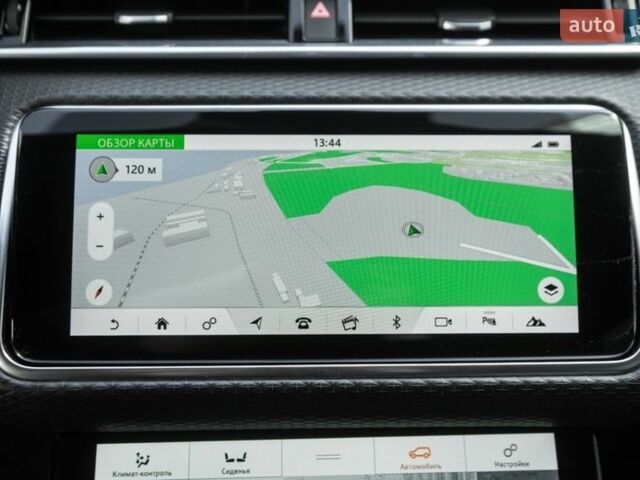 Червоний Ленд Ровер Рендж Ровер Велар, об'ємом двигуна 2 л та пробігом 82 тис. км за 38900 $, фото 33 на Automoto.ua