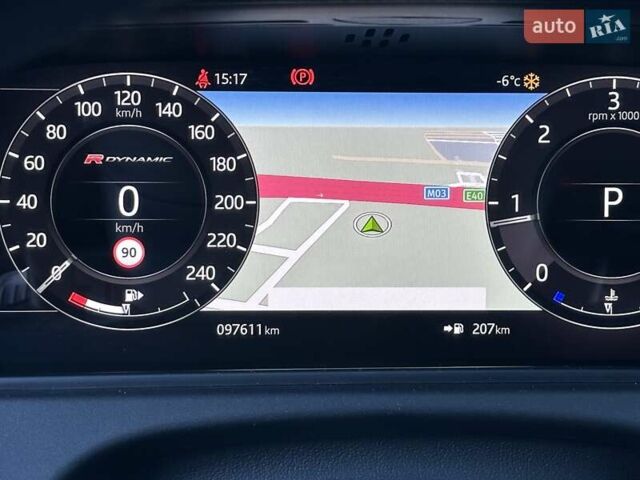 Червоний Ленд Ровер Рендж Ровер Велар, об'ємом двигуна 2 л та пробігом 97 тис. км за 35500 $, фото 15 на Automoto.ua