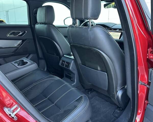 Червоний Ленд Ровер Рендж Ровер Велар, об'ємом двигуна 2 л та пробігом 97 тис. км за 35500 $, фото 25 на Automoto.ua