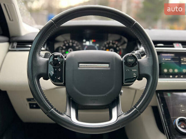 Червоний Ленд Ровер Рендж Ровер Велар, об'ємом двигуна 2 л та пробігом 145 тис. км за 30900 $, фото 10 на Automoto.ua