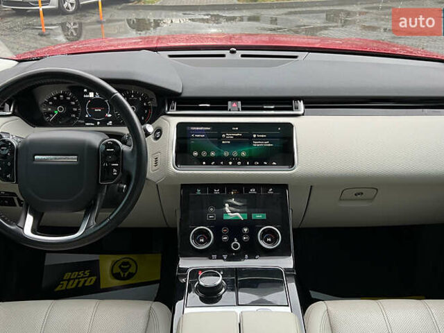 Червоний Ленд Ровер Рендж Ровер Велар, об'ємом двигуна 2 л та пробігом 145 тис. км за 30900 $, фото 13 на Automoto.ua