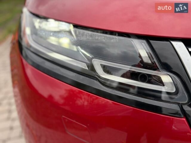 Красный Ленд Ровер Рендж Ровер Велар, объемом двигателя 2 л и пробегом 75 тыс. км за 33900 $, фото 14 на Automoto.ua