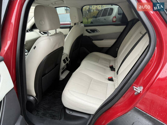 Червоний Ленд Ровер Рендж Ровер Велар, об'ємом двигуна 2 л та пробігом 145 тис. км за 30999 $, фото 13 на Automoto.ua