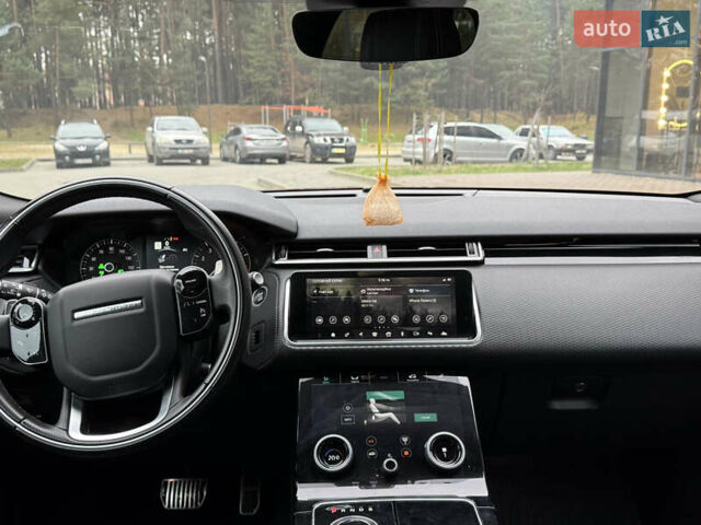 Червоний Ленд Ровер Рендж Ровер Велар, об'ємом двигуна 2 л та пробігом 91 тис. км за 31999 $, фото 12 на Automoto.ua