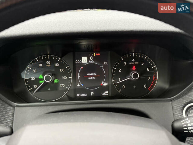 Червоний Ленд Ровер Рендж Ровер Велар, об'ємом двигуна 2 л та пробігом 91 тис. км за 31999 $, фото 14 на Automoto.ua