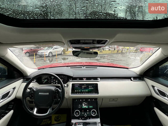 Червоний Ленд Ровер Рендж Ровер Велар, об'ємом двигуна 2 л та пробігом 145 тис. км за 30900 $, фото 14 на Automoto.ua