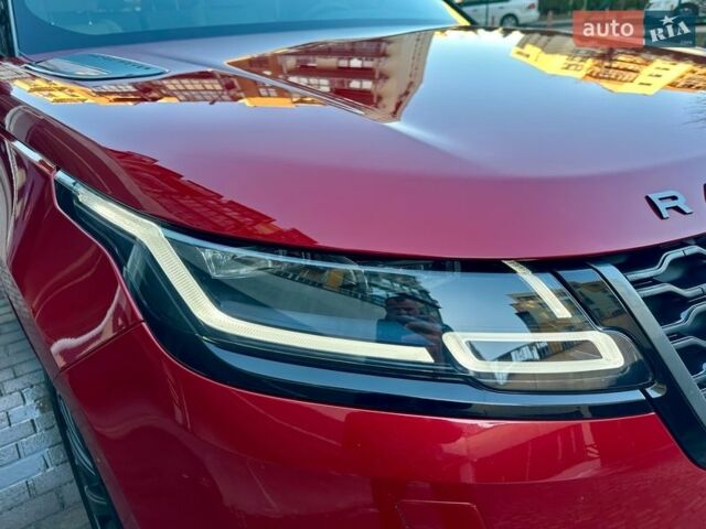 Червоний Ленд Ровер Рендж Ровер Велар, об'ємом двигуна 2 л та пробігом 31 тис. км за 59700 $, фото 28 на Automoto.ua