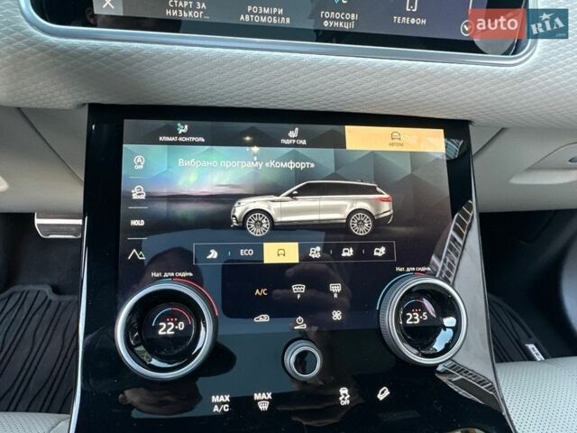 Червоний Ленд Ровер Рендж Ровер Велар, об'ємом двигуна 2 л та пробігом 31 тис. км за 59700 $, фото 59 на Automoto.ua
