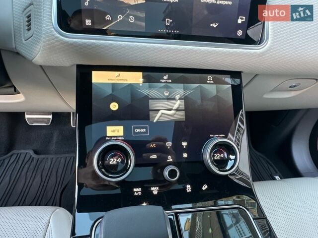 Червоний Ленд Ровер Рендж Ровер Велар, об'ємом двигуна 2 л та пробігом 31 тис. км за 59700 $, фото 50 на Automoto.ua