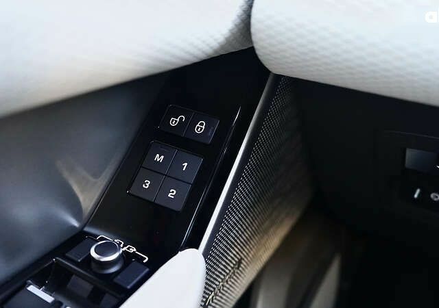 Ленд Ровер Рендж Ровер Велар, об'ємом двигуна 2 л та пробігом 114 тис. км за 43500 $, фото 26 на Automoto.ua