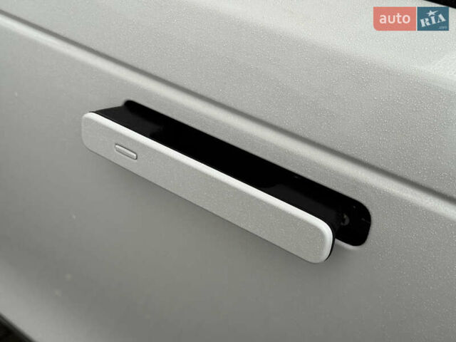 Ленд Ровер Рендж Ровер Велар, об'ємом двигуна 2.99 л та пробігом 137 тис. км за 45750 $, фото 15 на Automoto.ua