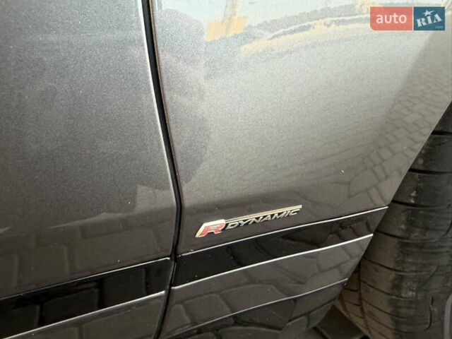 Ленд Ровер Рендж Ровер Велар, объемом двигателя 3 л и пробегом 136 тыс. км за 38000 $, фото 25 на Automoto.ua