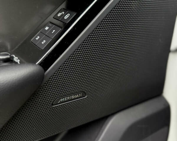 Ленд Ровер Рендж Ровер Велар 2017 в Тернополе на Automoto.ua Ленд Ровер Рендж Ровер Велар, объемом двигателя 2 л и пробегом 149 тыс. км за 31500 $, фото 40 на Automoto.ua