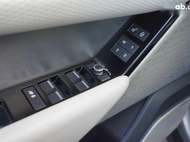 Ленд Ровер Рендж Ровер Велар, об'ємом двигуна 2 л та пробігом 26 тис. км за 46000 $, фото 18 на Automoto.ua