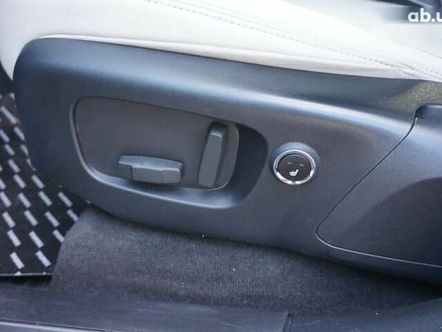 Ленд Ровер Рендж Ровер Велар, об'ємом двигуна 2 л та пробігом 26 тис. км за 46000 $, фото 21 на Automoto.ua