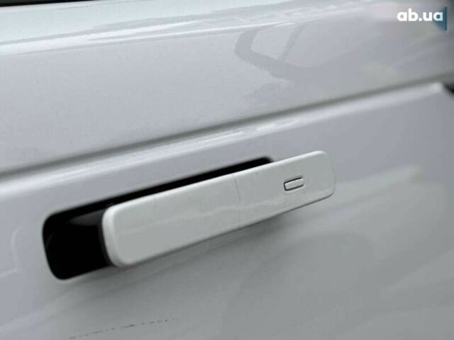 Ленд Ровер Рендж Ровер Велар, объемом двигателя 2 л и пробегом 127 тыс. км за 27900 $, фото 9 на Automoto.ua