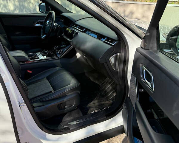 Ленд Ровер Рендж Ровер Велар, объемом двигателя 2 л и пробегом 90 тыс. км за 40950 $, фото 4 на Automoto.ua