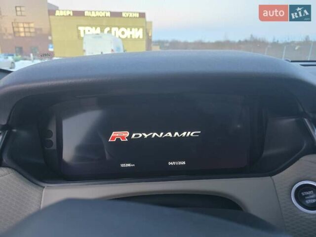 Ленд Ровер Рендж Ровер Велар, объемом двигателя 2 л и пробегом 105 тыс. км за 39999 $, фото 25 на Automoto.ua