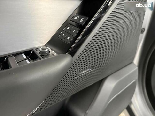 Ленд Ровер Рендж Ровер Велар, объемом двигателя 3 л и пробегом 115 тыс. км за 43500 $, фото 23 на Automoto.ua