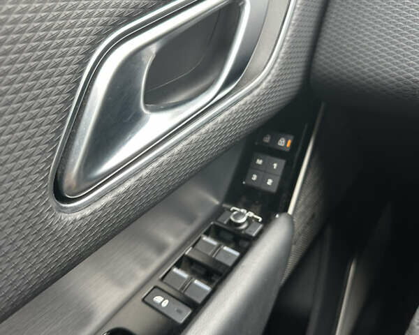 Ленд Ровер Рендж Ровер Велар, объемом двигателя 3 л и пробегом 111 тыс. км за 45900 $, фото 32 на Automoto.ua