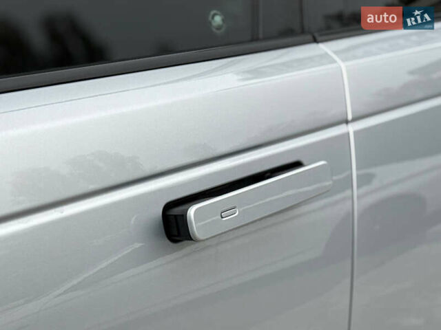 Ленд Ровер Рендж Ровер Велар, объемом двигателя 2 л и пробегом 44 тыс. км за 48500 $, фото 19 на Automoto.ua