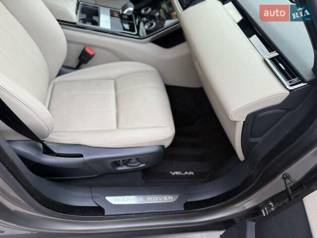 Ленд Ровер Рендж Ровер Велар, объемом двигателя 2 л и пробегом 35 тыс. км за 53000 $, фото 14 на Automoto.ua